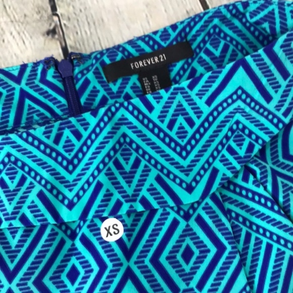 3/$15 Forever 21 skIrt Shorts & skirt Aztec XS - Picture 2 of 5